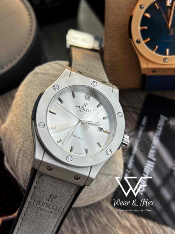 Hublot Classic Fusion Auto (Silver-White)